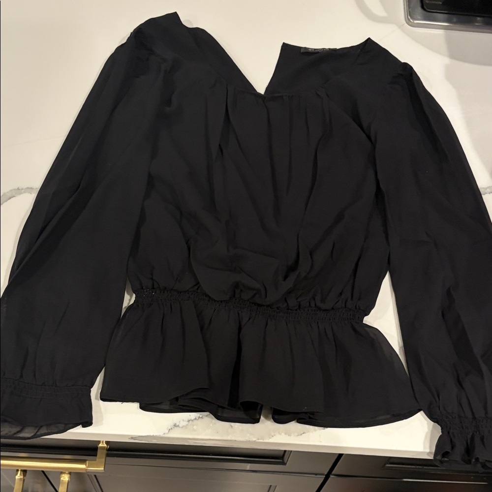 Women's Black Long-Sleeve Peplum Top